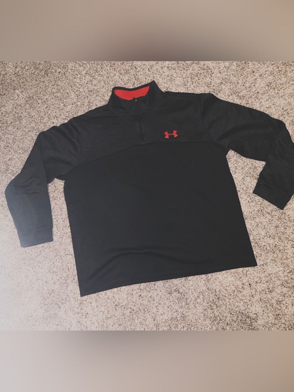 Men’s Under Armour Black and Red Men's Quarter-Zip Pullover
NWOT